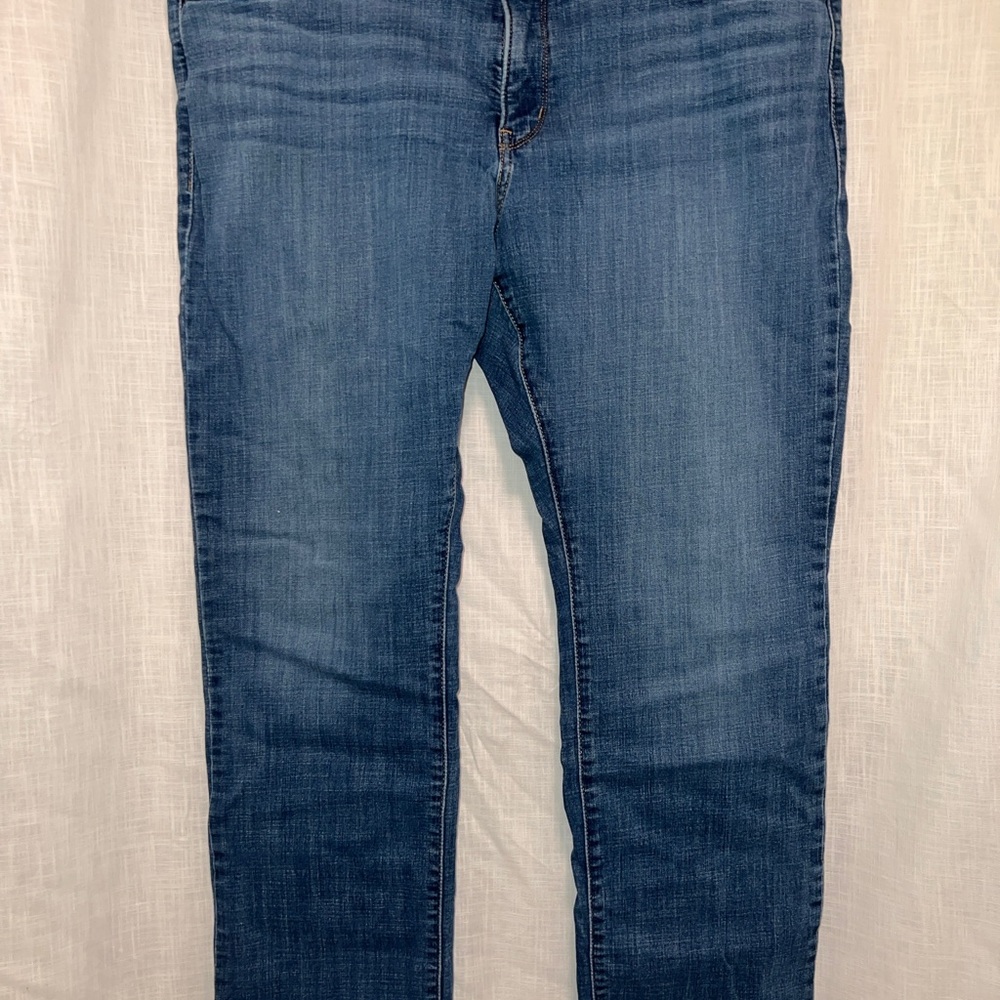 Levi's Shaping Straight Denim Jeans